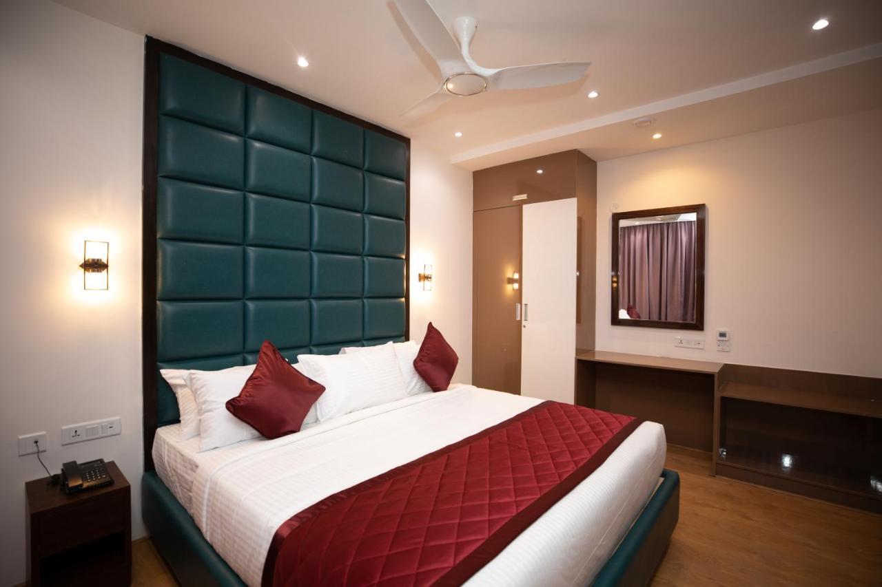 Hotel Silver Cle Hyderabad Eksteriør billede