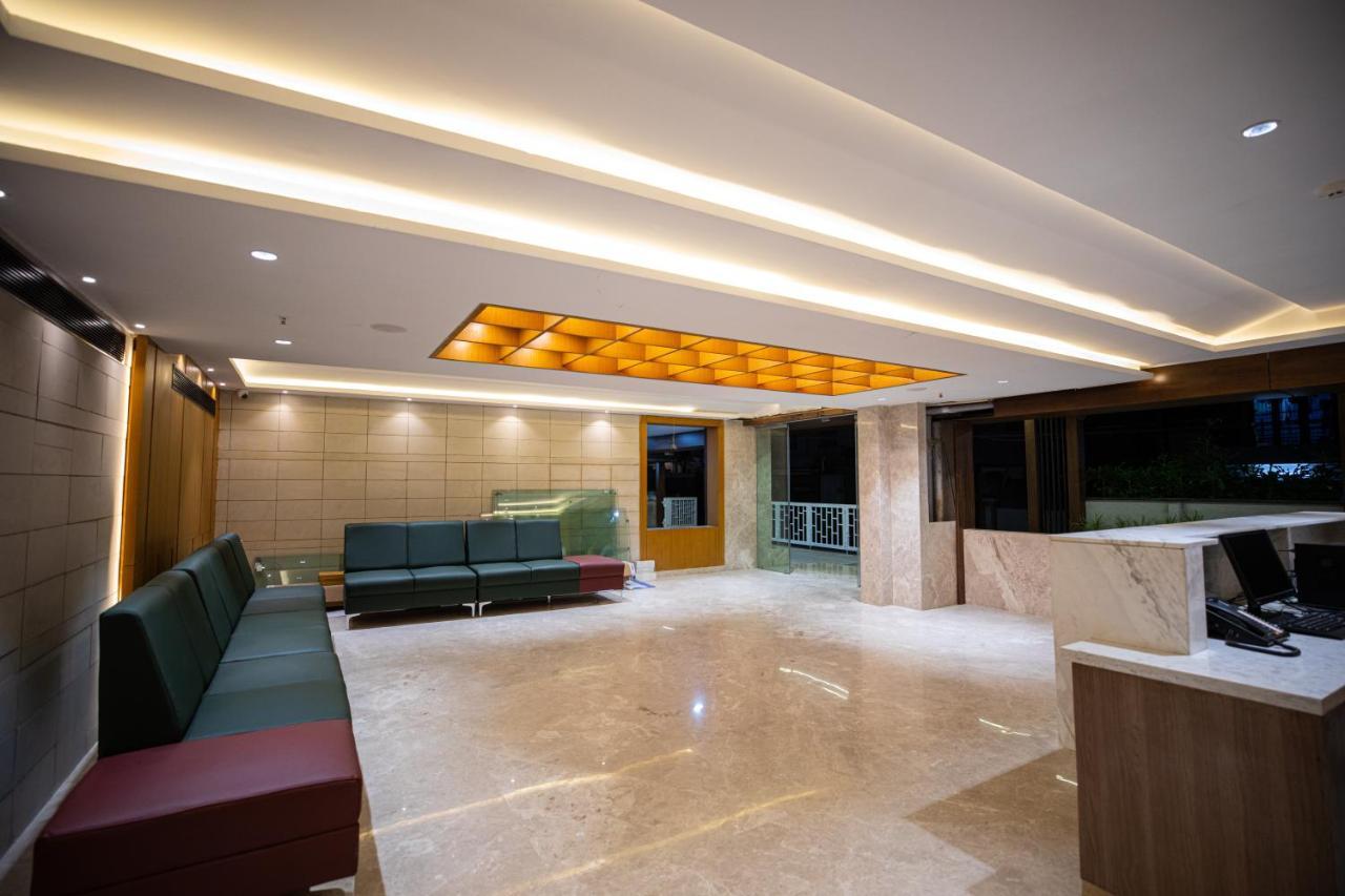 Hotel Silver Cle Hyderabad Eksteriør billede