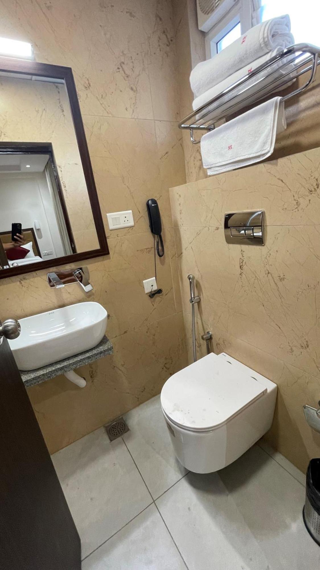 Hotel Silver Cle Hyderabad Eksteriør billede