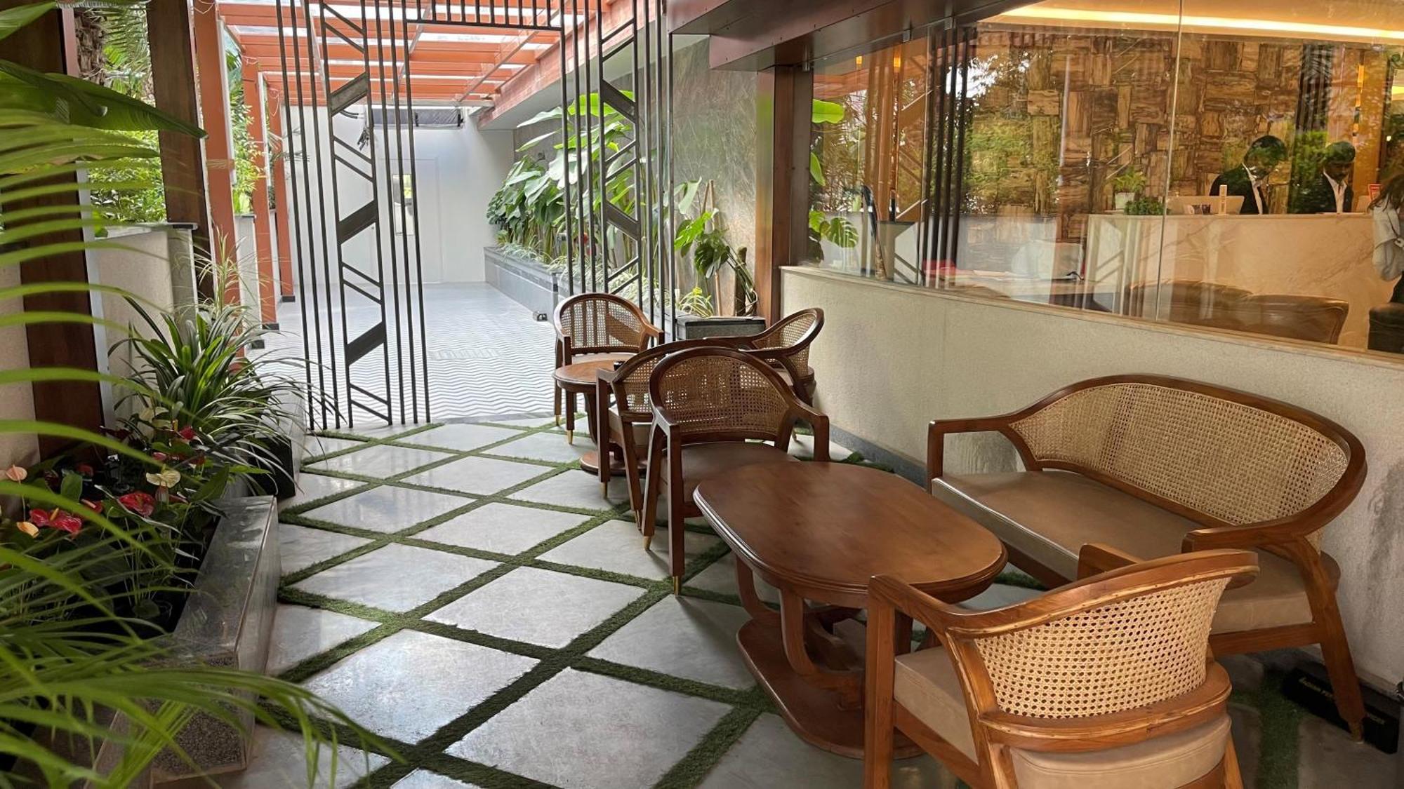 Hotel Silver Cle Hyderabad Eksteriør billede